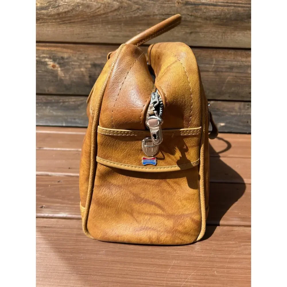Vintage American Tourister Tan Vinyl Carry On Bag Lock 1970s Overnight Bag Item